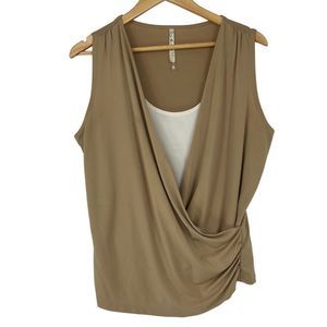 Lea & Nicole Brown Cross-Front Stretch Top – Size Large